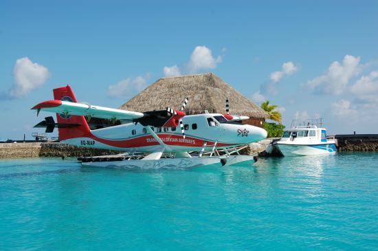 Veligandu Island Resort Seaplane
