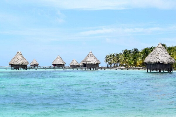 Glover's Atoll Resort