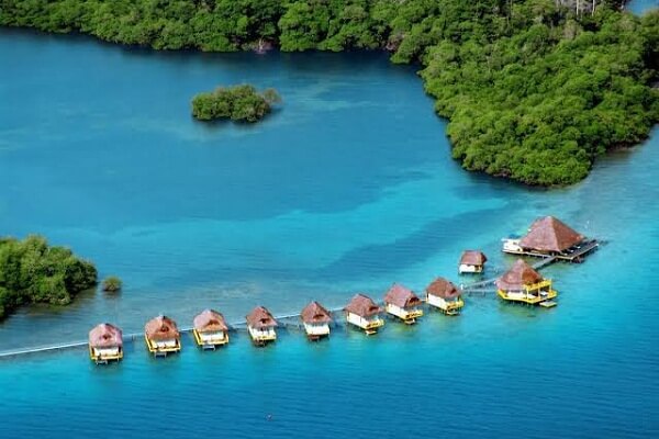 Overwater Bungalows in Panama: Best Water Villa and Overwater Resorts