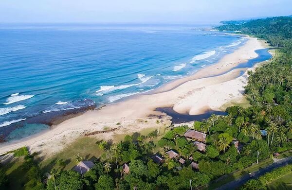 Aura Surf Resort